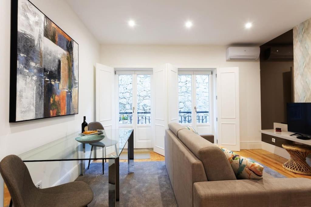 Sweet Porto Downtown Loft With Balcony Apartment Exterior photo