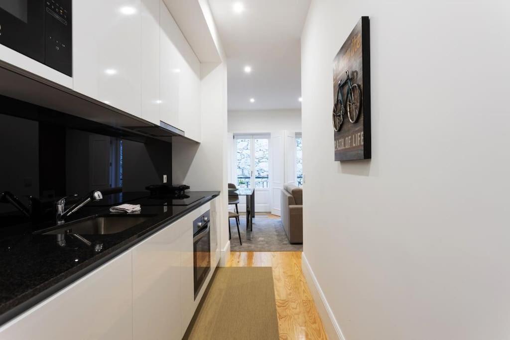 Sweet Porto Downtown Loft With Balcony Apartment Exterior photo